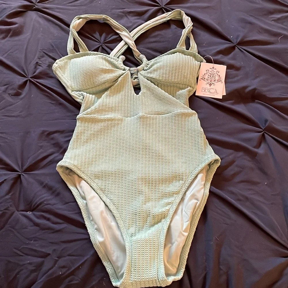 NWT BECCA Mineral Line In The Sand One-piece Swimsuit Size Small